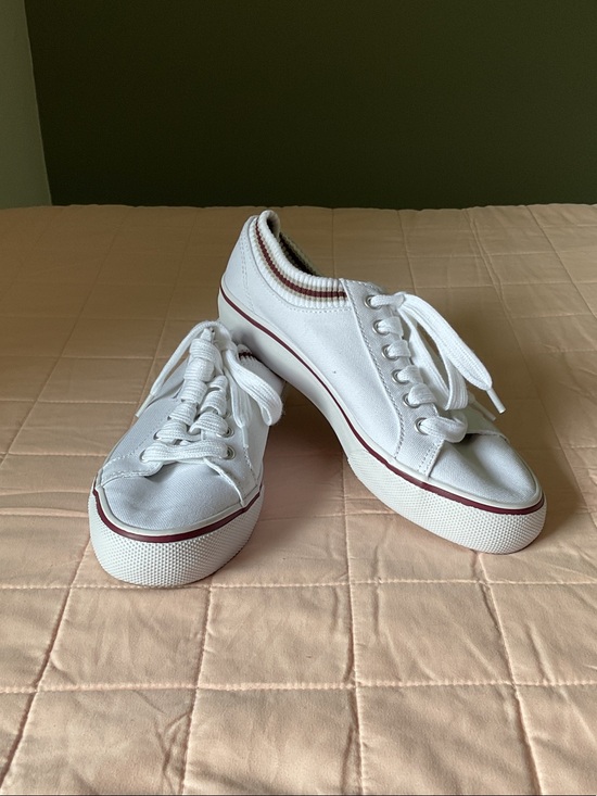 Keds Shoes - Keds White Canvas Low-Top Sneakers with Burgundy Trim